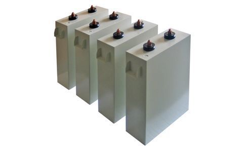 如何區(qū)分電容器的正負(fù)極？